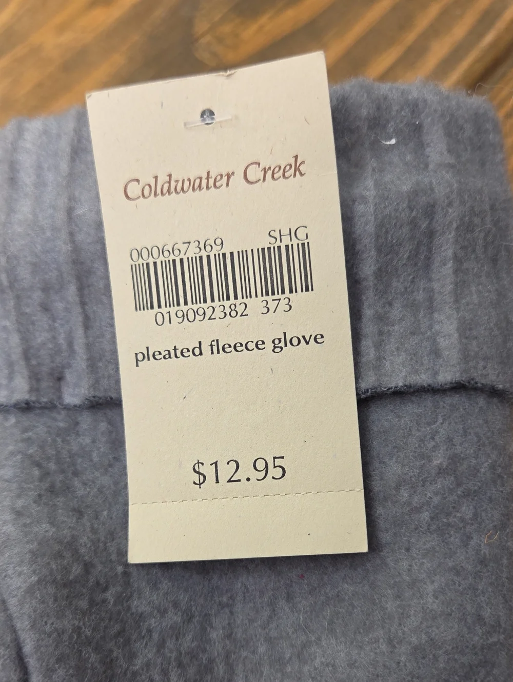 Coldwater Creek. Light Gray Gloves. NWT